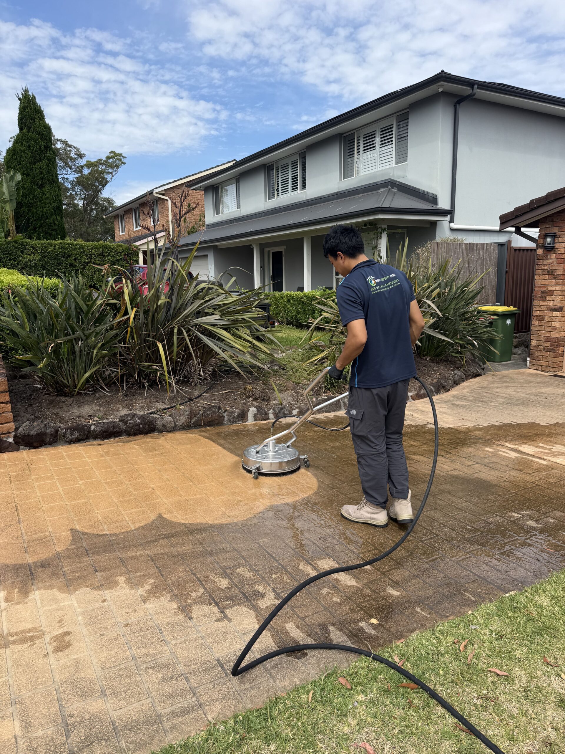 Pressure Cleaning in Sydney